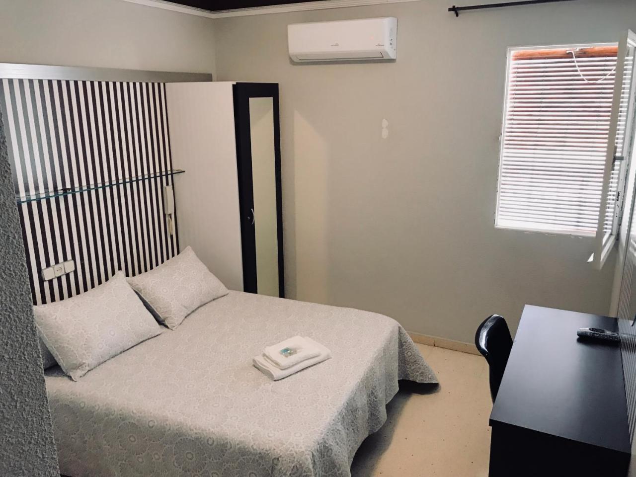 Hostal Los Badenes Jumilla Zewnętrze zdjęcie